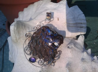 boulder opal lion